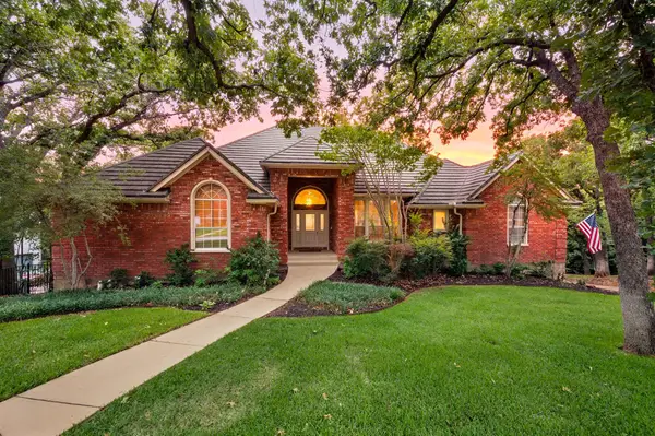 2108 Stonehaven Drive, Colleyville, TX 76034