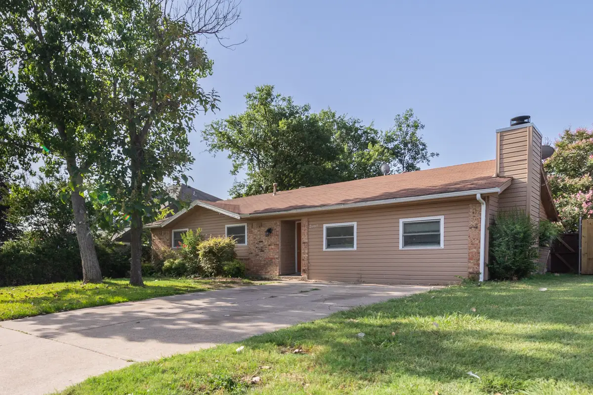 2303 April Lane, Grand Prairie, TX 75050 - #1
