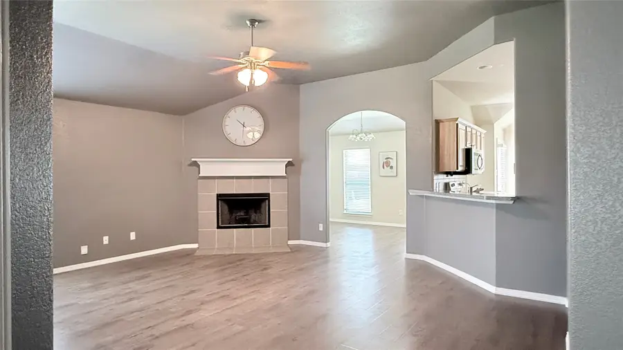 702 Bayshore Drive, Mansfield, TX 76063 - #3