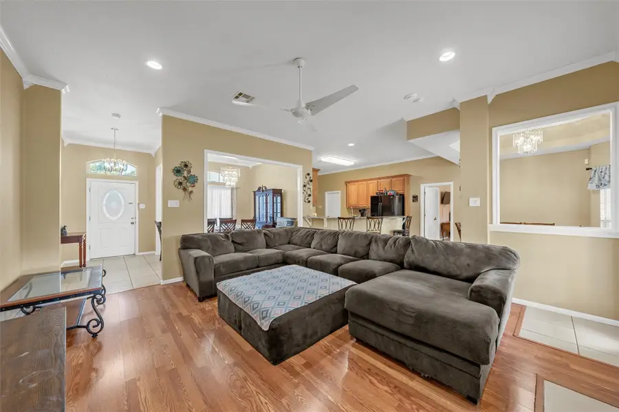 608 Pebble Creek Drive, Hewitt, TX 76643 - #3