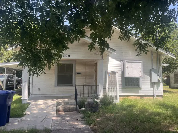 1309 Avenue J, Brownwood, TX 76801