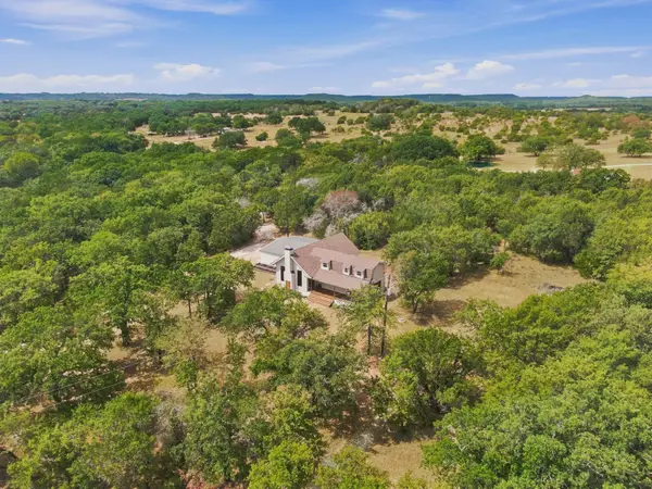 2117 County Road 2010 #B, Glen Rose, TX 76043