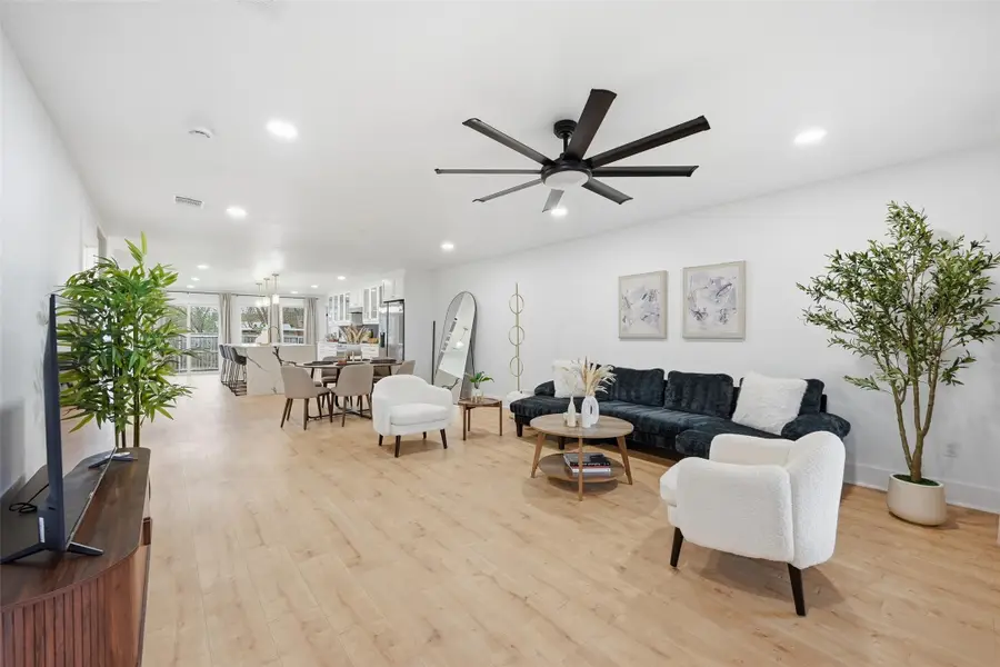 508 W White Avenue, McKinney, TX 75069 - #2