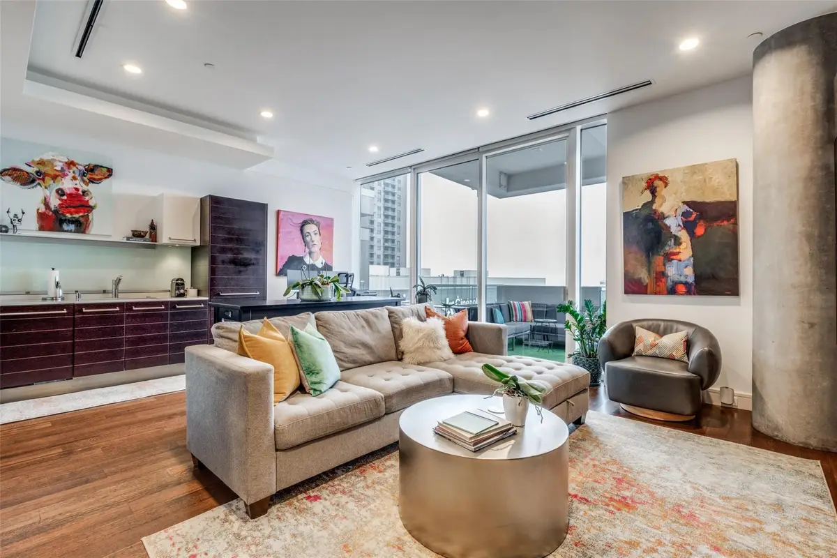 2408 Victory Park Lane #831, Dallas, TX 75219 - #1