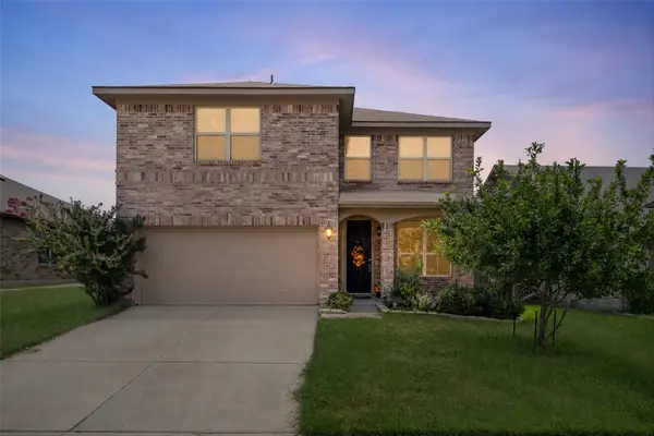 2917 Whitetail Chase Drive, Fort Worth, TX 76108