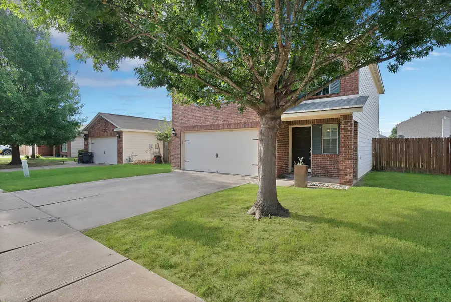 617 Misty Mountain Drive, Fort Worth, TX 76140 - #2