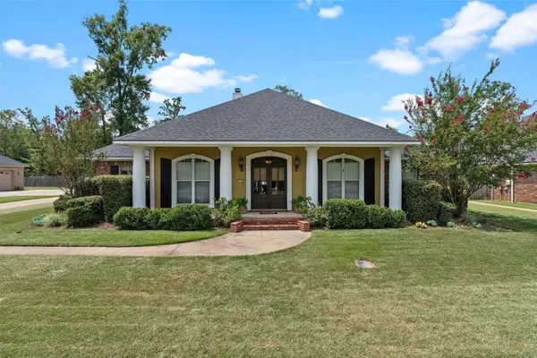 2360 Fernbrook Drive, Shreveport, LA 71118