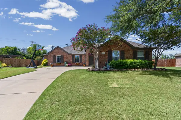 6401 Orange Blossom Drive, Midlothian, TX 76065