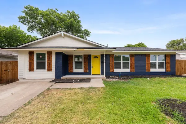 3245 Pacesetter Drive, Dallas, TX 75241
