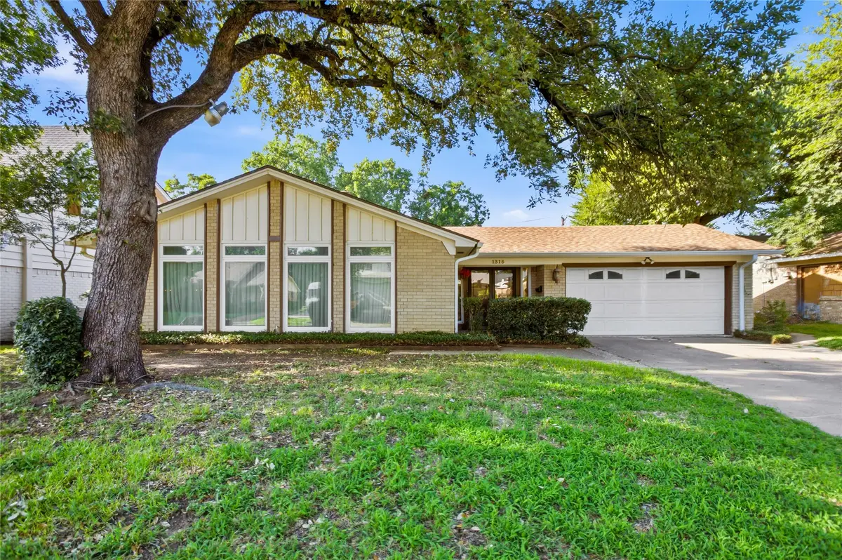 1315 Navaho Street, Arlington, TX 76012 - #1
