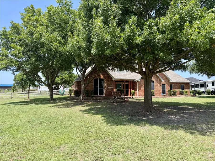 7830 Mavis Avenue, Waxahachie, TX 75167 - #2