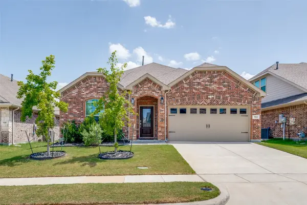 704 Pistachio Parkway, Forney, TX 75126
