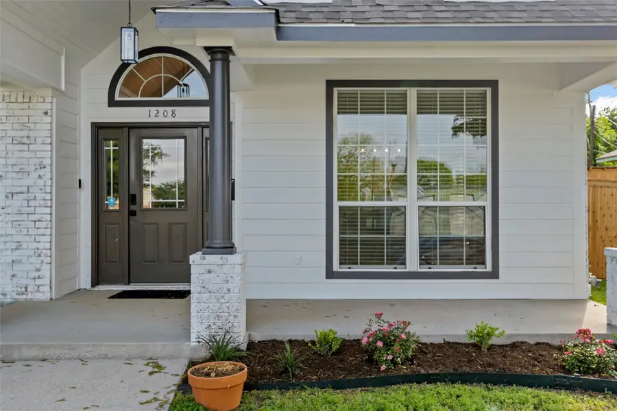 1208 N 15th Street, Waco, TX 76707 - #3