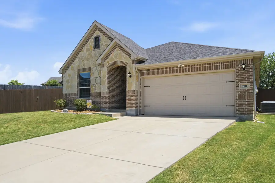 3901 Kensington Drive, Sanger, TX 76266 - #3