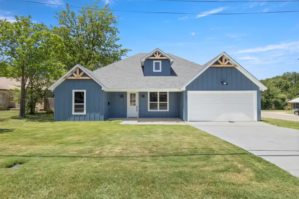 621 Oaklawn Drive, River Oaks, TX 76114