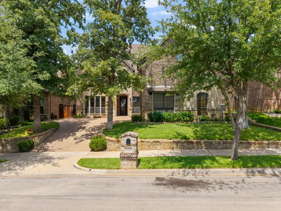 309 Matthew Avenue, Denton, TX 76210 - #3