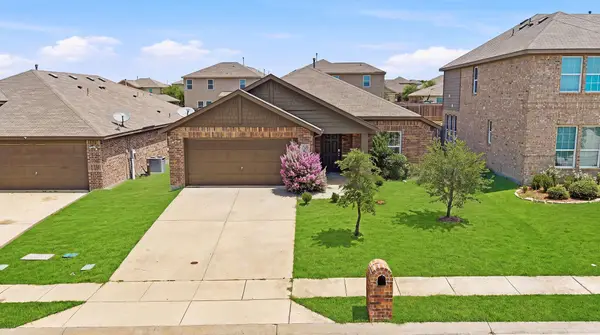 9440 Smoke Tree Drive, Forney, TX 75126