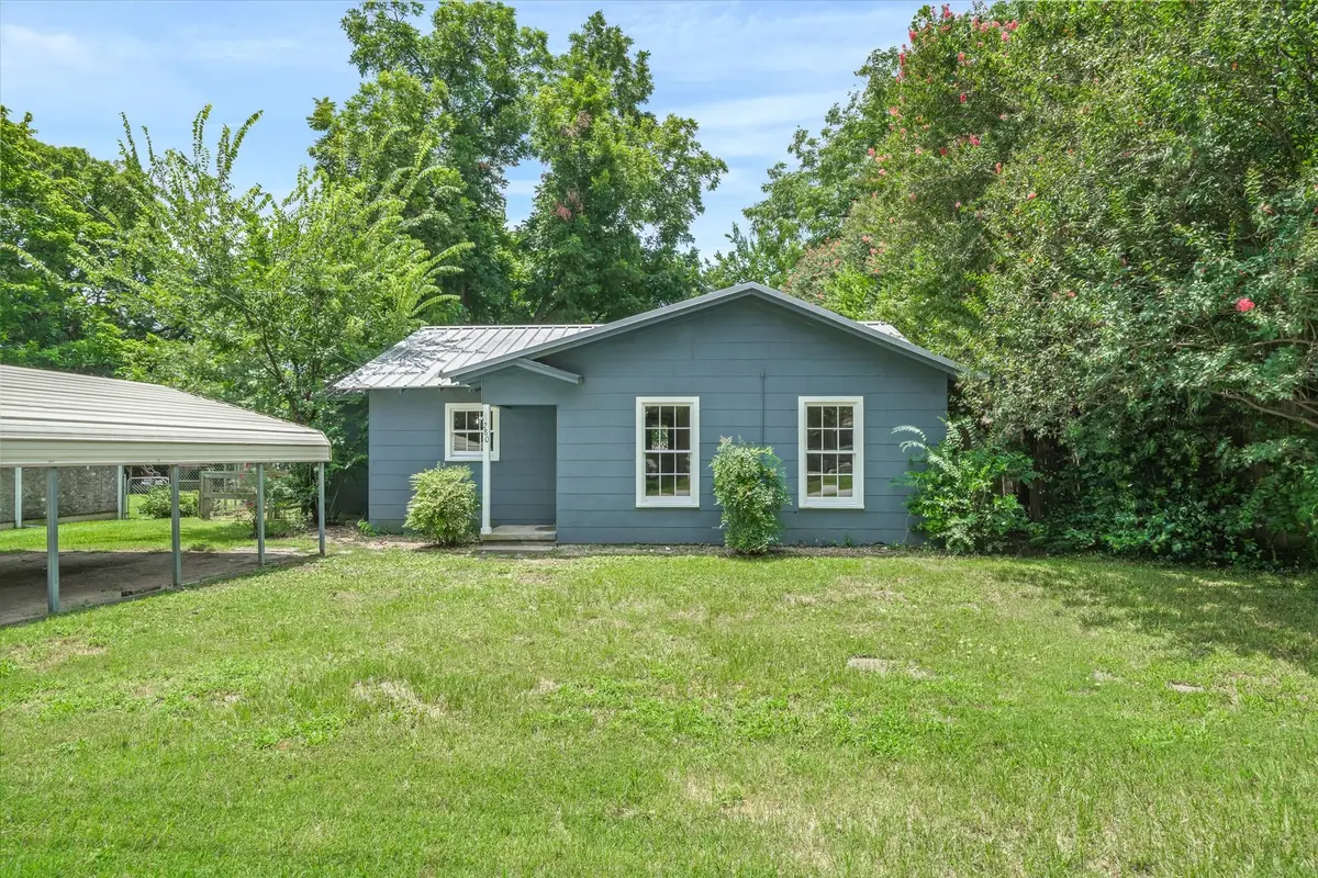 280 E North, Emory, TX 75440 - #1