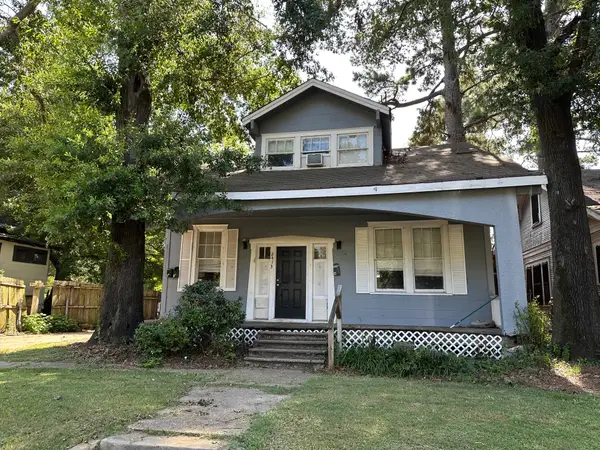 2413 Creswell Avenue, Shreveport, LA 71104