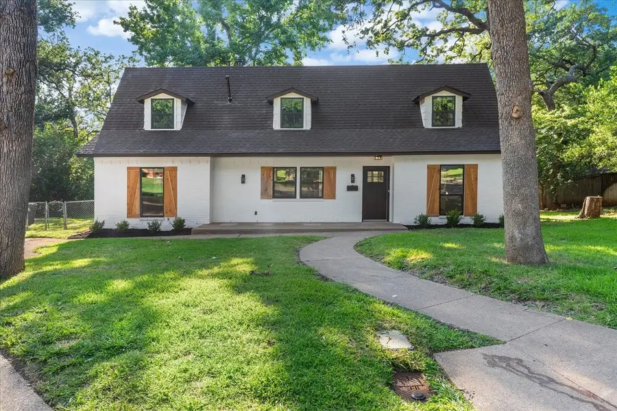 1815 Wellington Court, Arlington, TX 76013 - #2