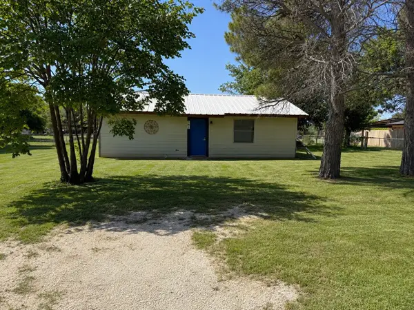 201 Sandy Lane, Clyde, TX 79510