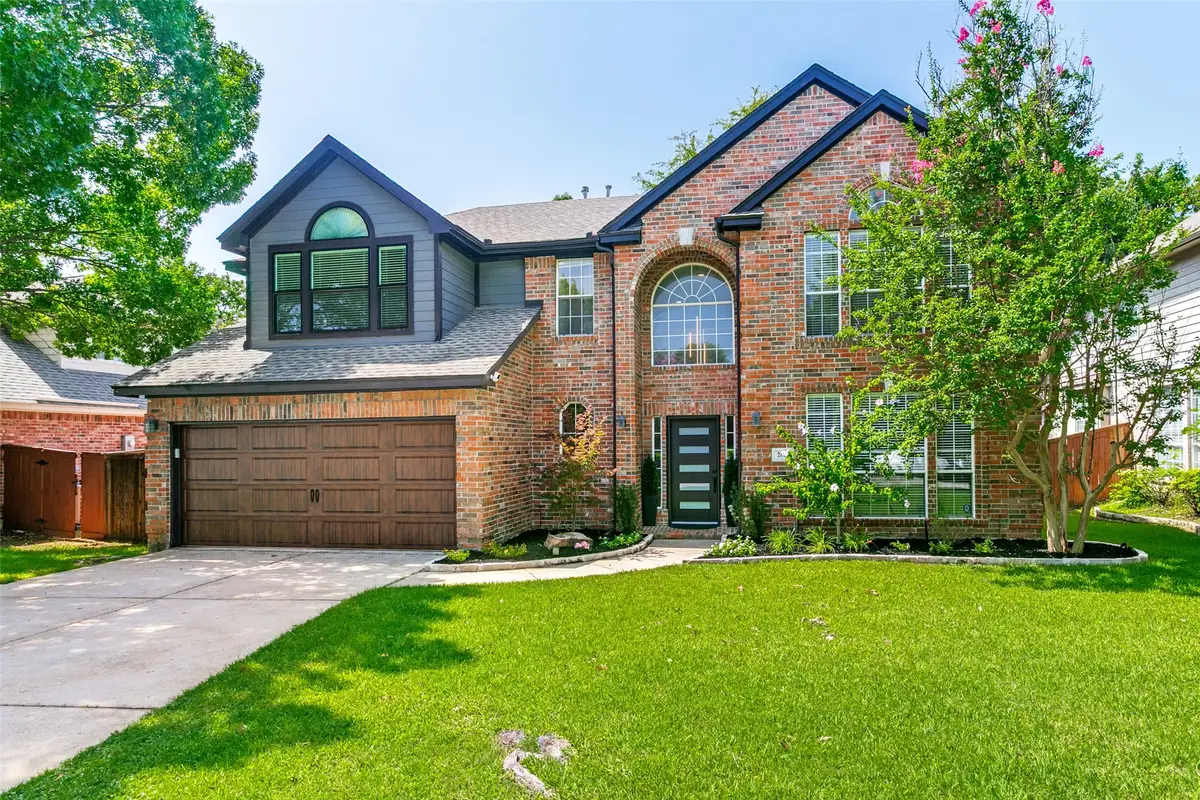 2811 Stonehurst Drive, Grapevine, TX 76051 - #1