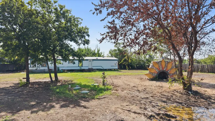 18069 Cindys Lane, Justin, TX 76247 - #3