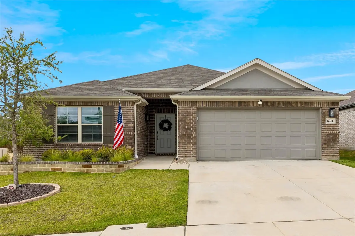 8924 Flying Eagle Lane, Fort Worth, TX 76131 - #1