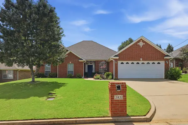 313 Ithaca Drive, Longview, TX 75604