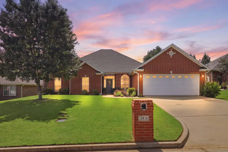 313 Ithaca Drive, Longview, TX 75604 - #2