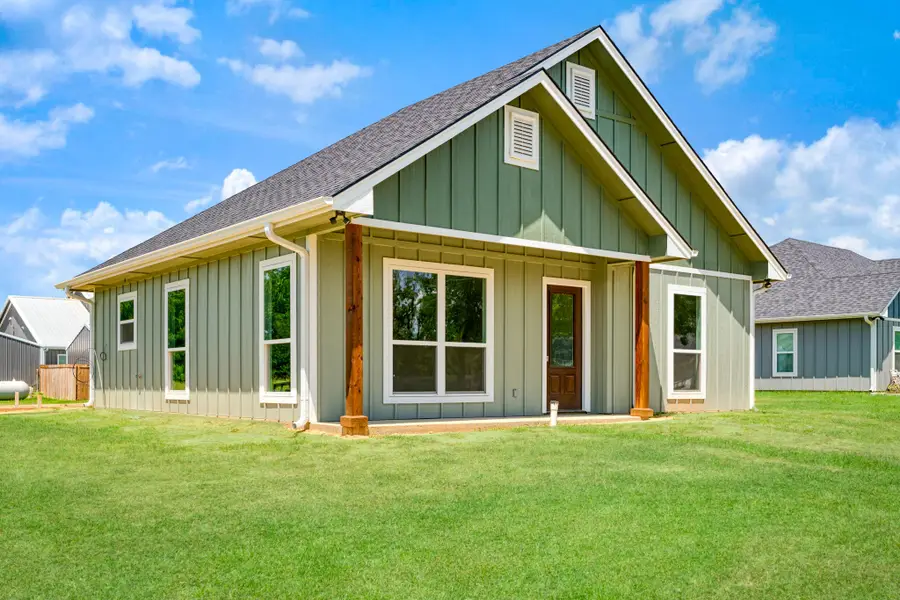 705 Daniel Street, Blossom, TX 75416 - #2