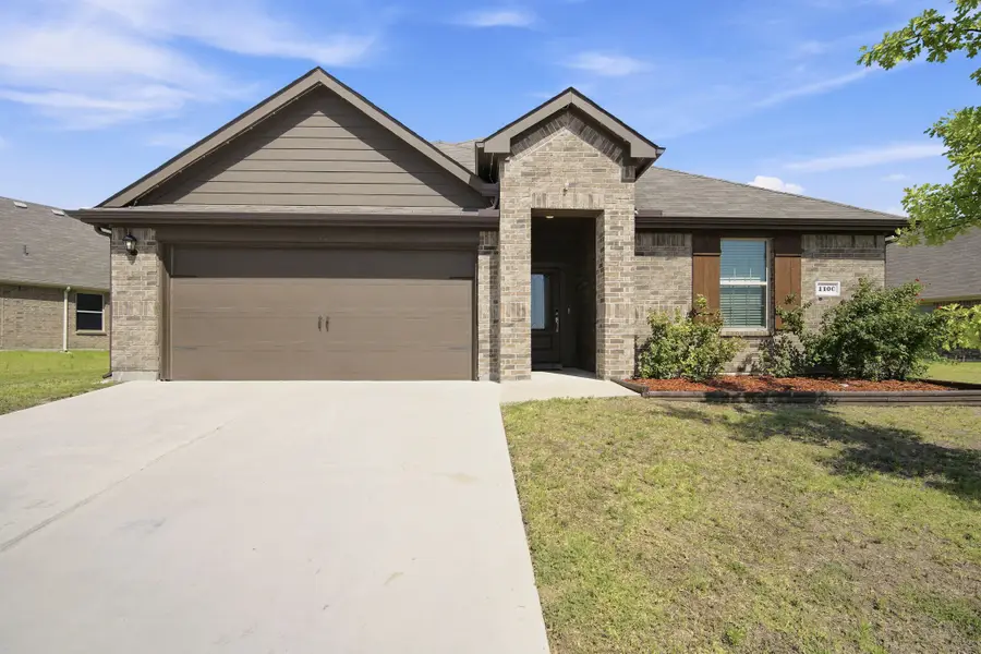 1100 Canterbury Lane, Ennis, TX 75119 - #3