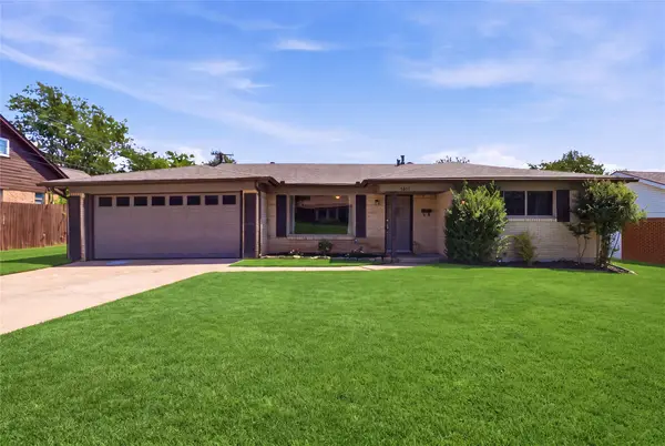 5605 Morley Avenue, Fort Worth, TX 76133