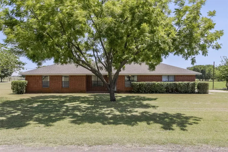 301 Vinyard Drive, Waxahachie, TX 75167 - #2