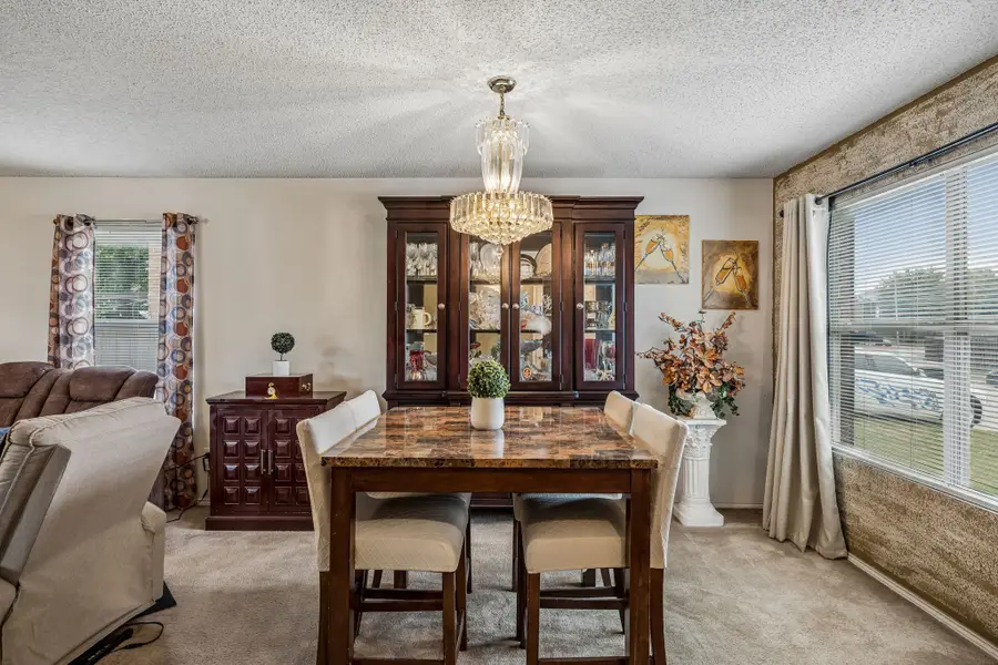 812 Eagle Drive, Saginaw, TX 76131 - #2