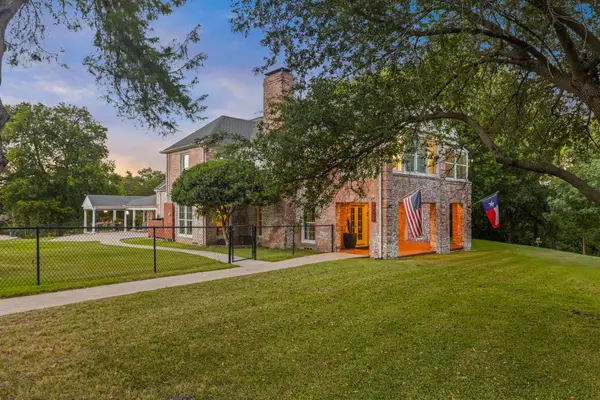 6395 W Red Bird Lane, Dallas, TX 75236