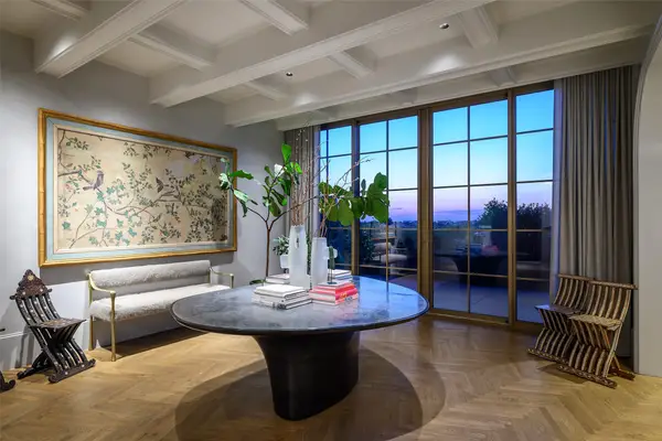 4205 Buena Vista Street #302, Dallas, TX 75205