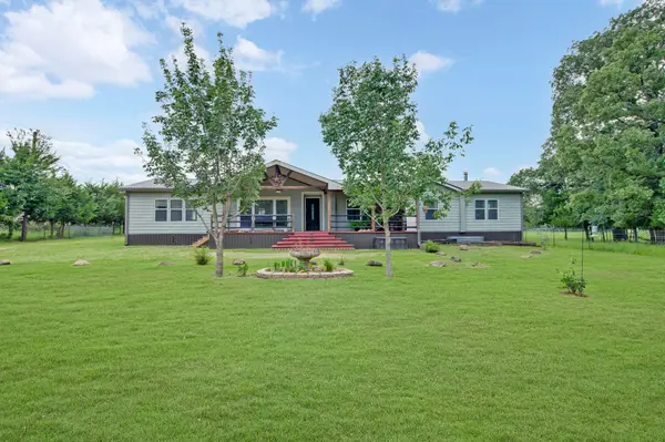 923 County Road 2415, Honey Grove, TX 75446