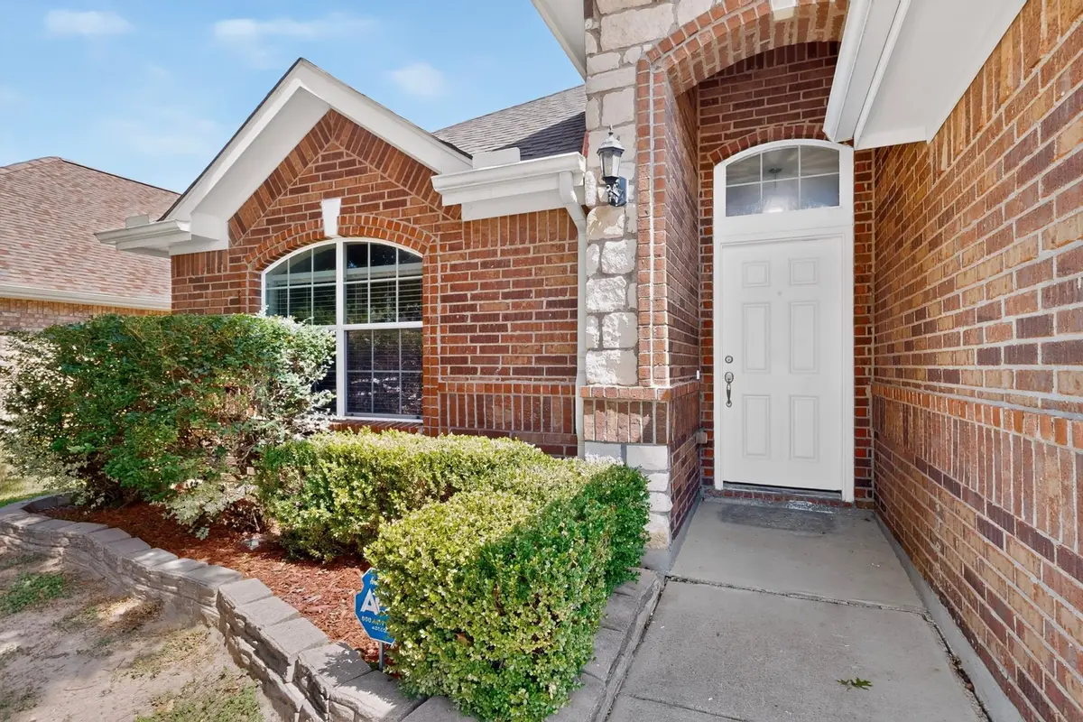 1320 Clearwater Drive, Grand Prairie, TX 75052 - #1