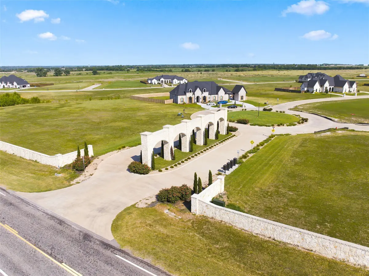 118 Iris Street, Lorena, TX 76655 - #1