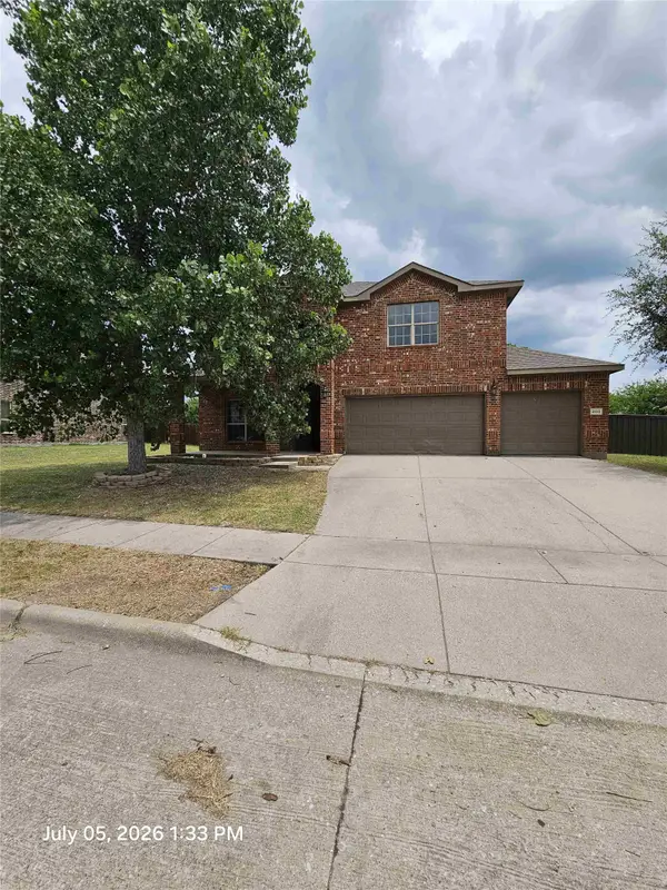 200 Burnett Drive, Lavon, TX 75166