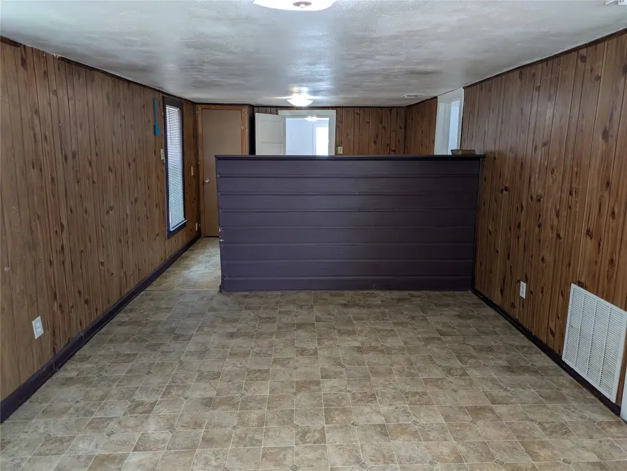411 S Bradshaw Street, Denton, TX 76205 - #2