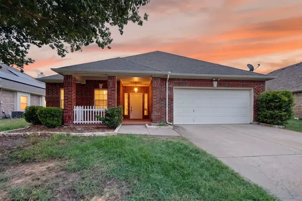 710 Bowie Lane, Mansfield, TX 76063