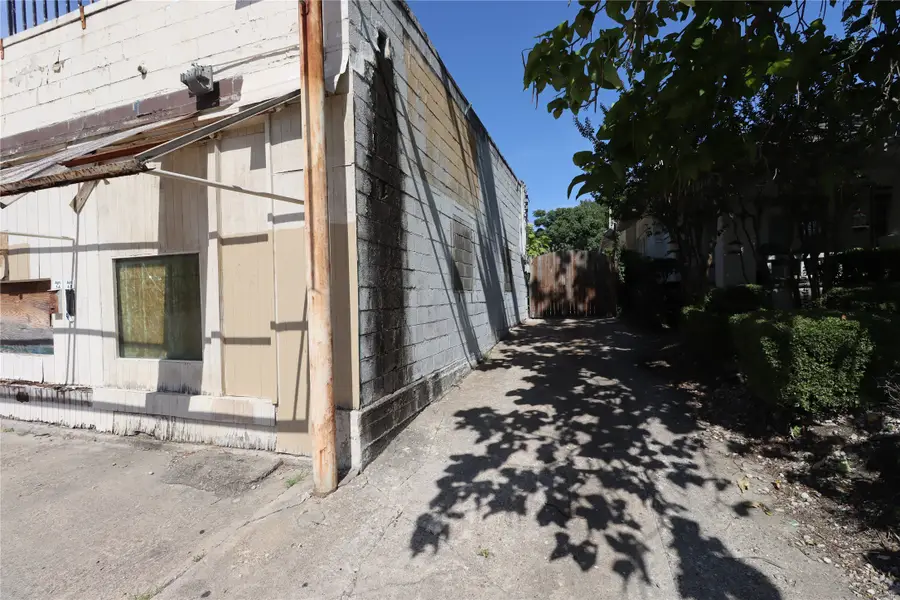 2931 Hemphill Street, Fort Worth, TX 76110 - #3