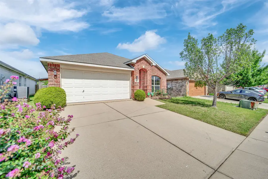 5205 Mirror Lake Drive, Haltom City, TX 76117 - #2