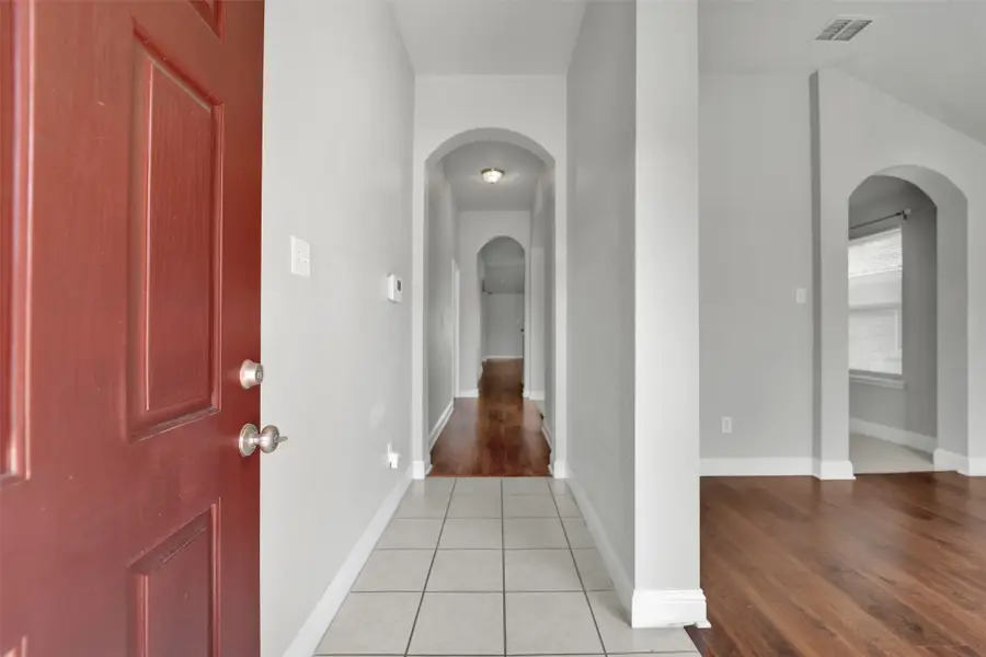 5205 Mirror Lake Drive, Haltom City, TX 76117 - #3