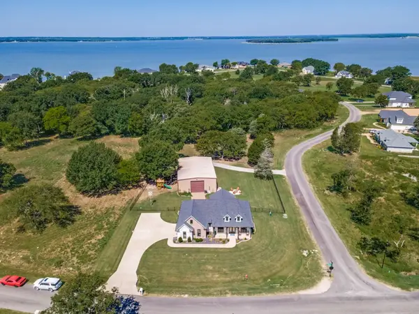 722 Clubview Drive, Mabank, TX 75143