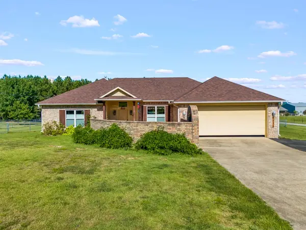 2616 Bob O Link Road, Gilmer, TX 75645