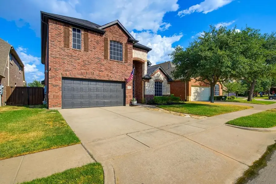 1906 Fountain Wood Drive, Euless, TX 76039 - #2