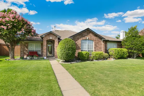 5933 Fox Drive, The Colony, TX 75056